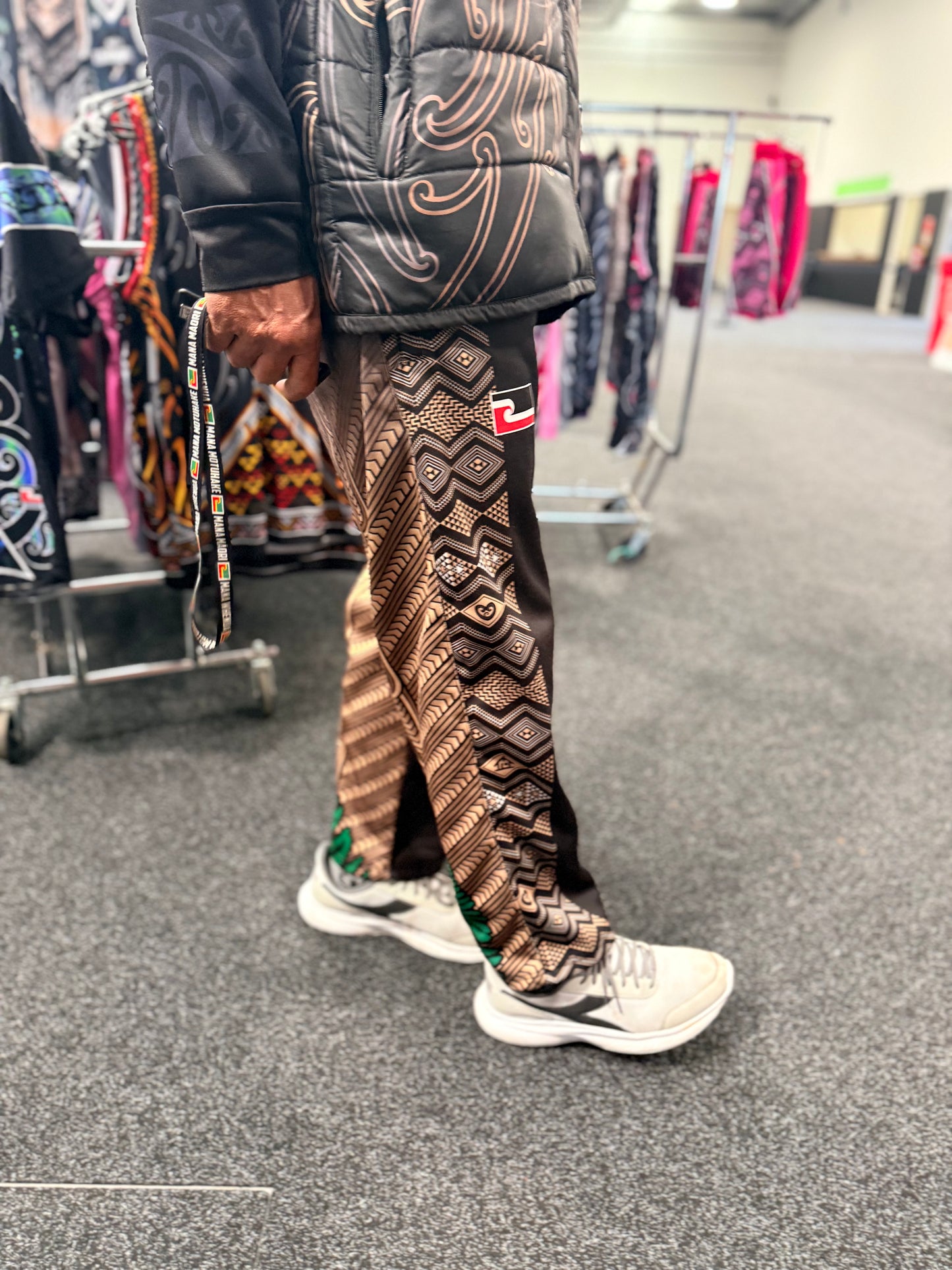 • Māori pants gold and fern by Jandal broz