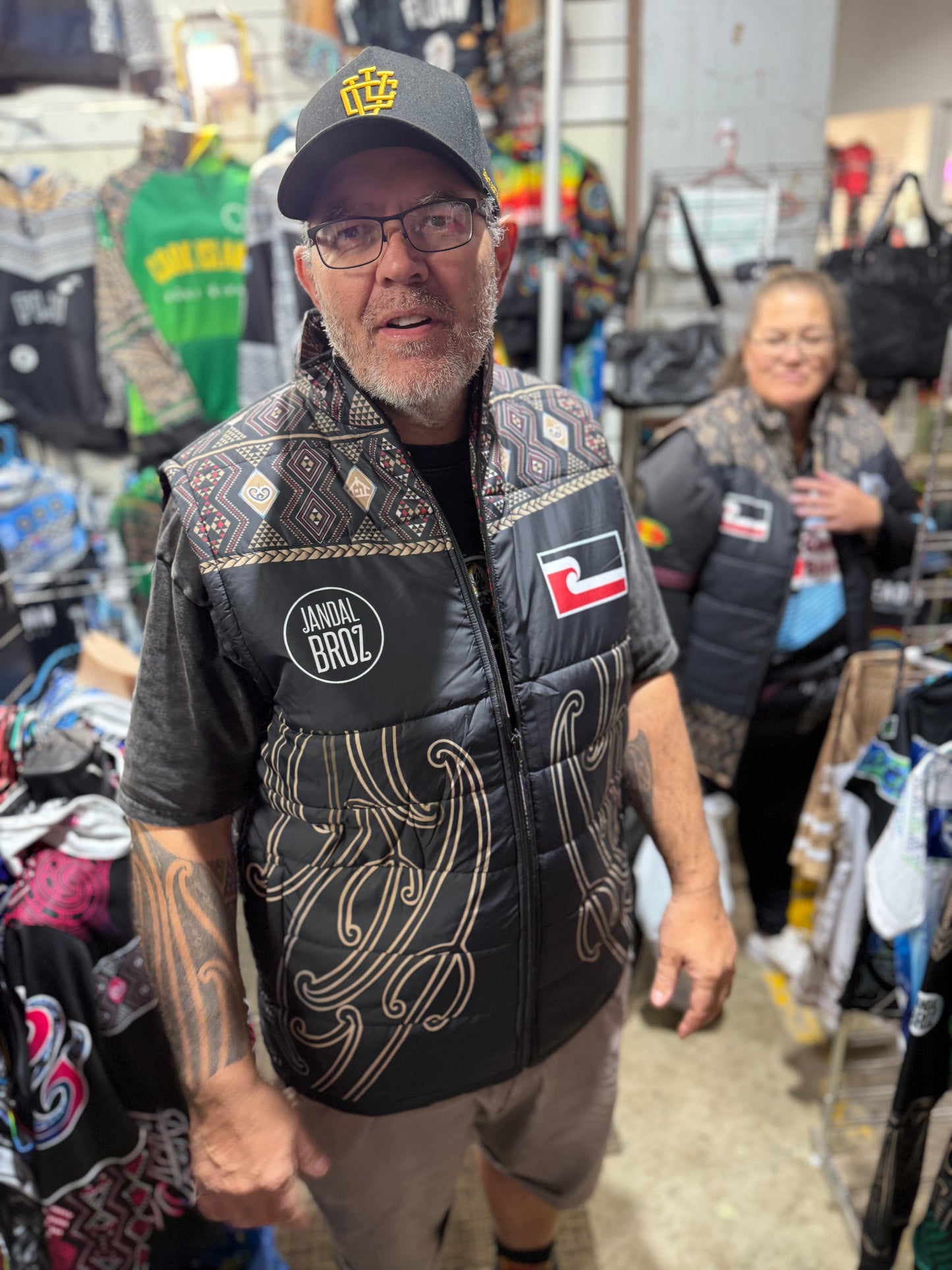 Puff vest Māori hoodie Puhoro