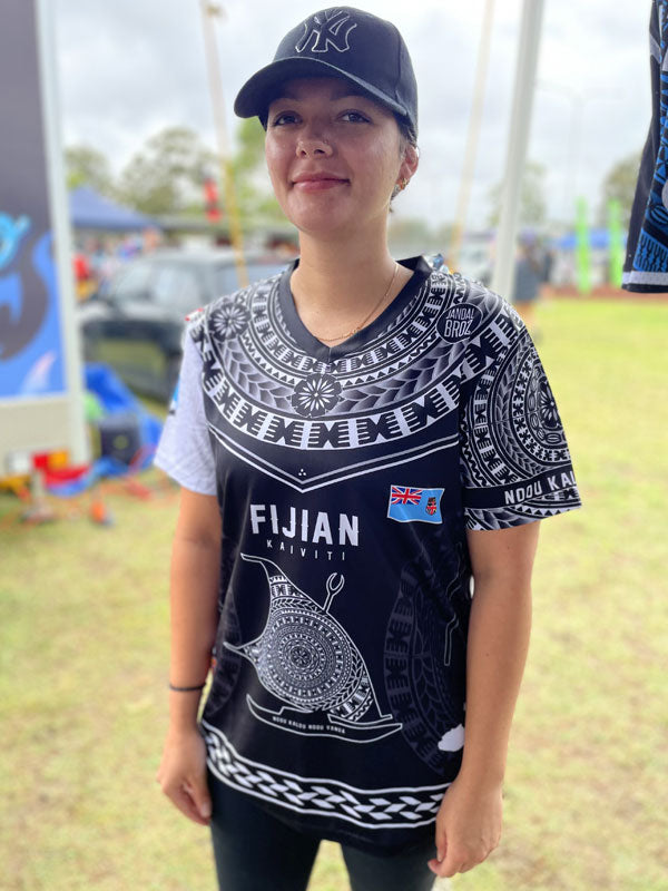 • FIijan Rugby Jersy Heritage Black White