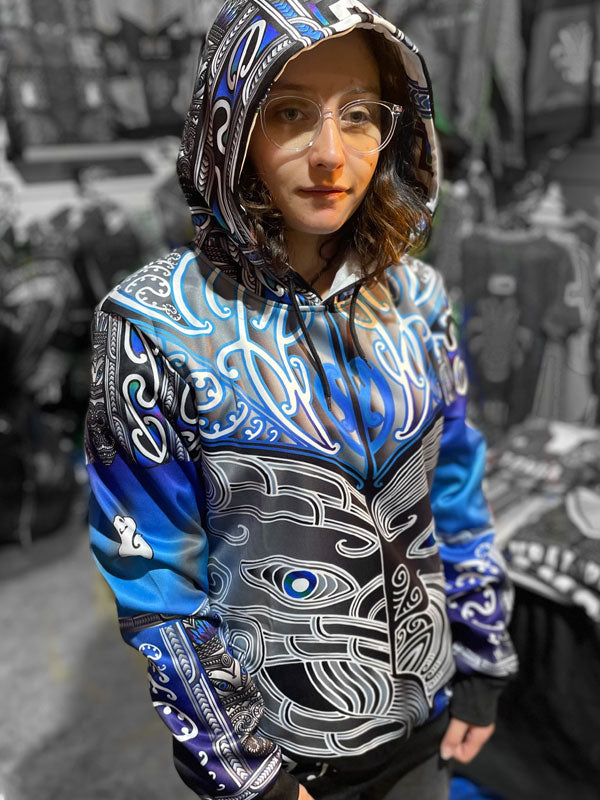 • Māori hoodie Tangaroa whakarongo