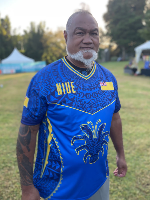 Niue Hiapo Blue V Shirt