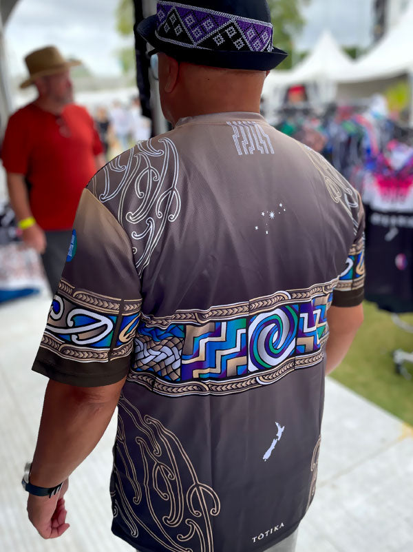 Māori Whakairo T shirt sports breathable fabric