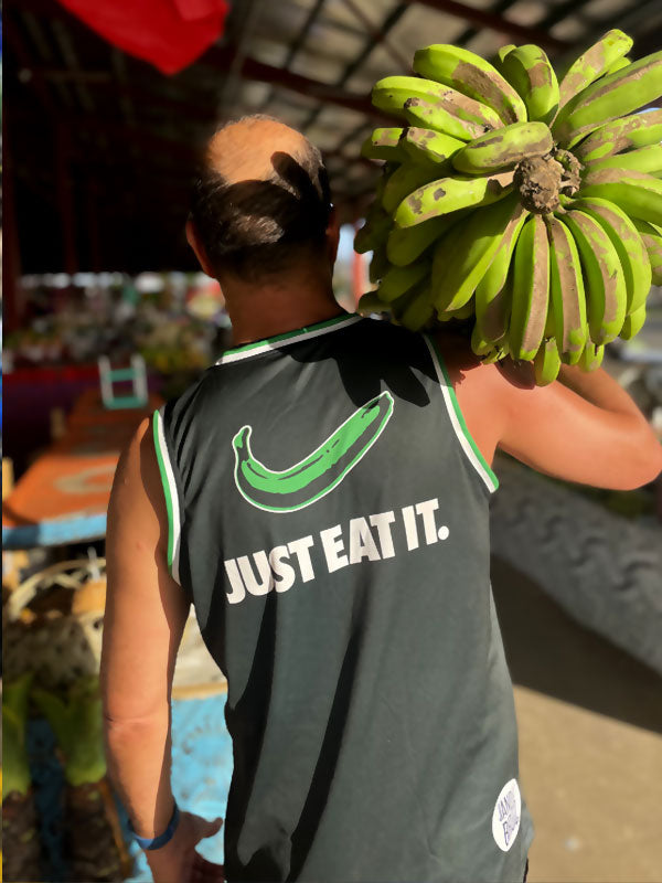 • Just eat it - Jandal Broz -Singlet