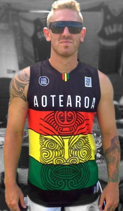 Bro wearing XL fitted look
