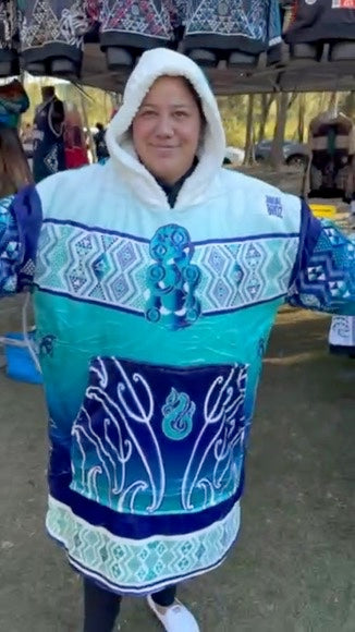 • Mahana Blanket Hoodie - Tāniko Light Blue Tangaroa