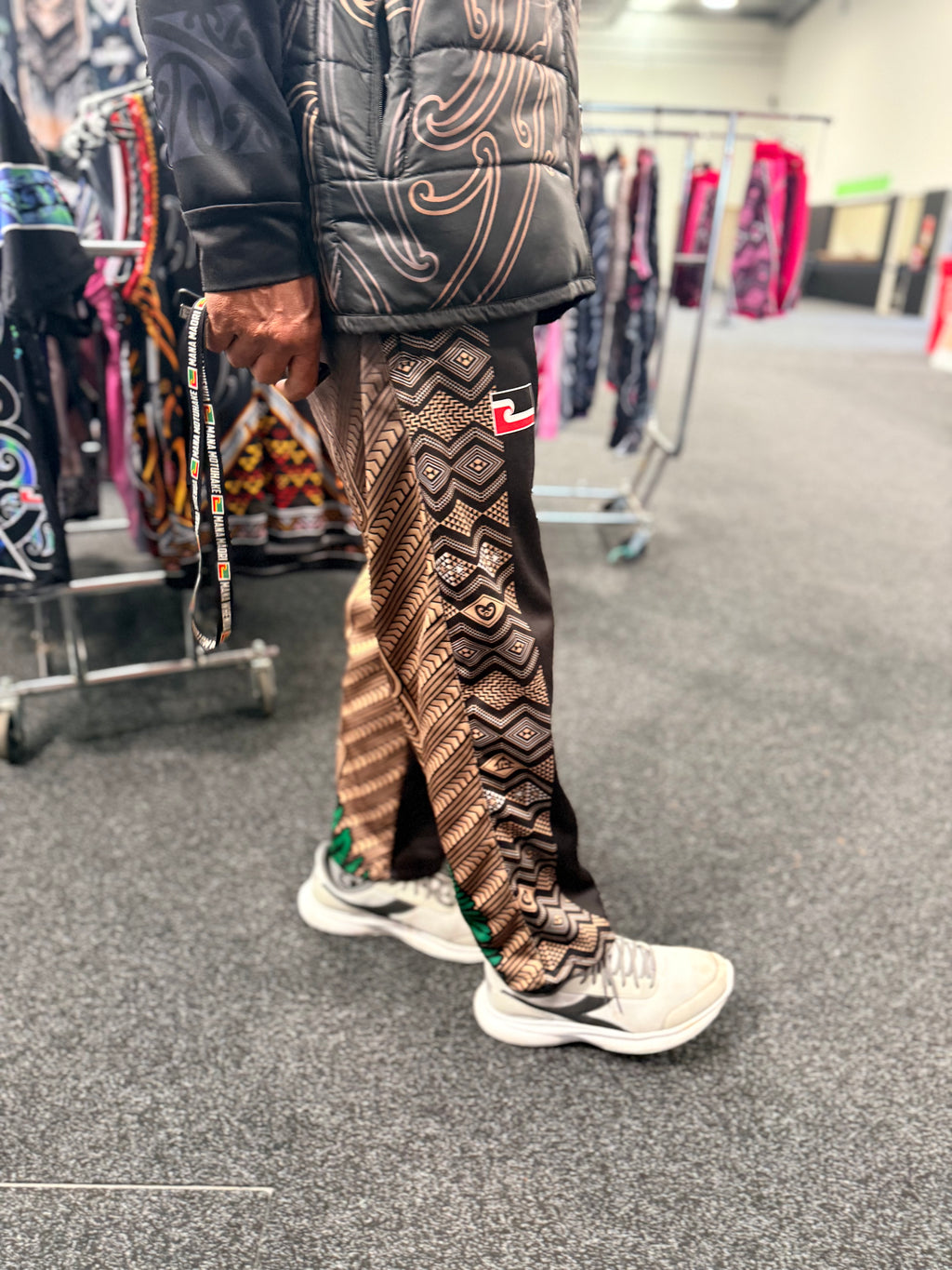 • Māori pants gold and fern by Jandal broz