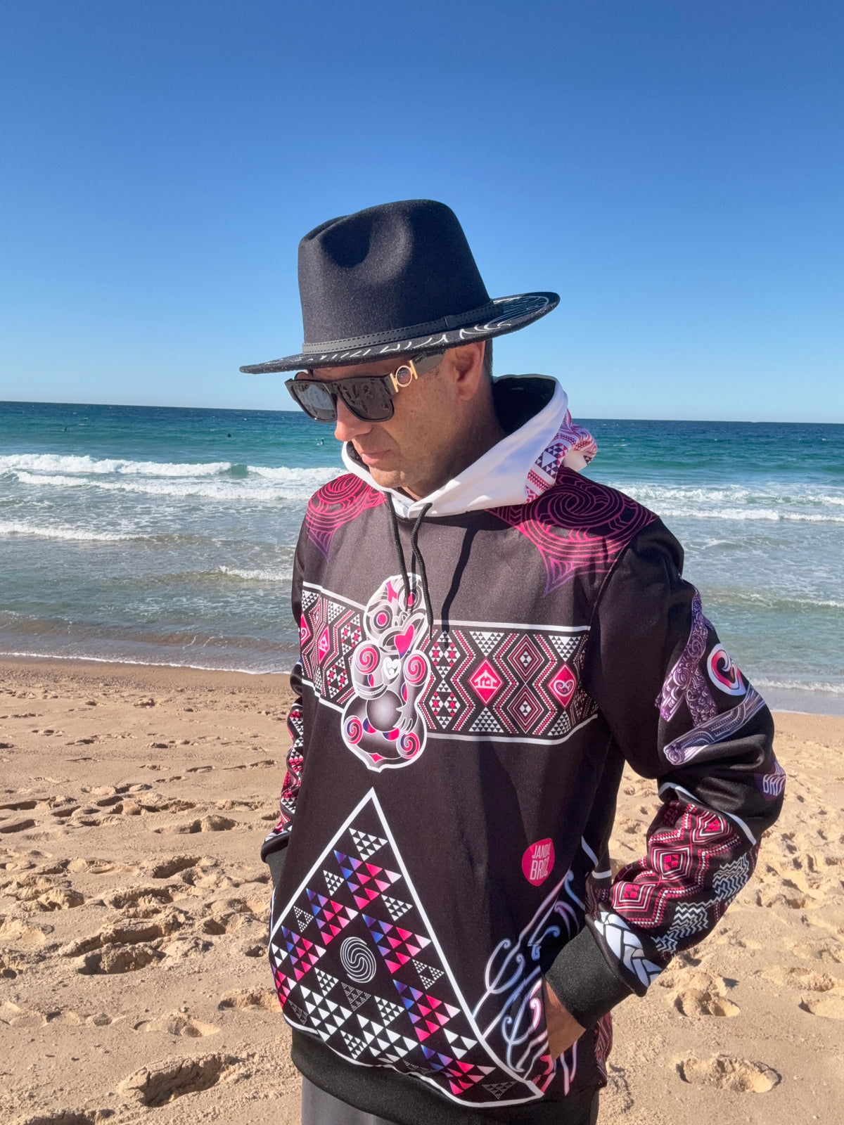 Māori hoodie Tāniko Hei tiki Aroha nui