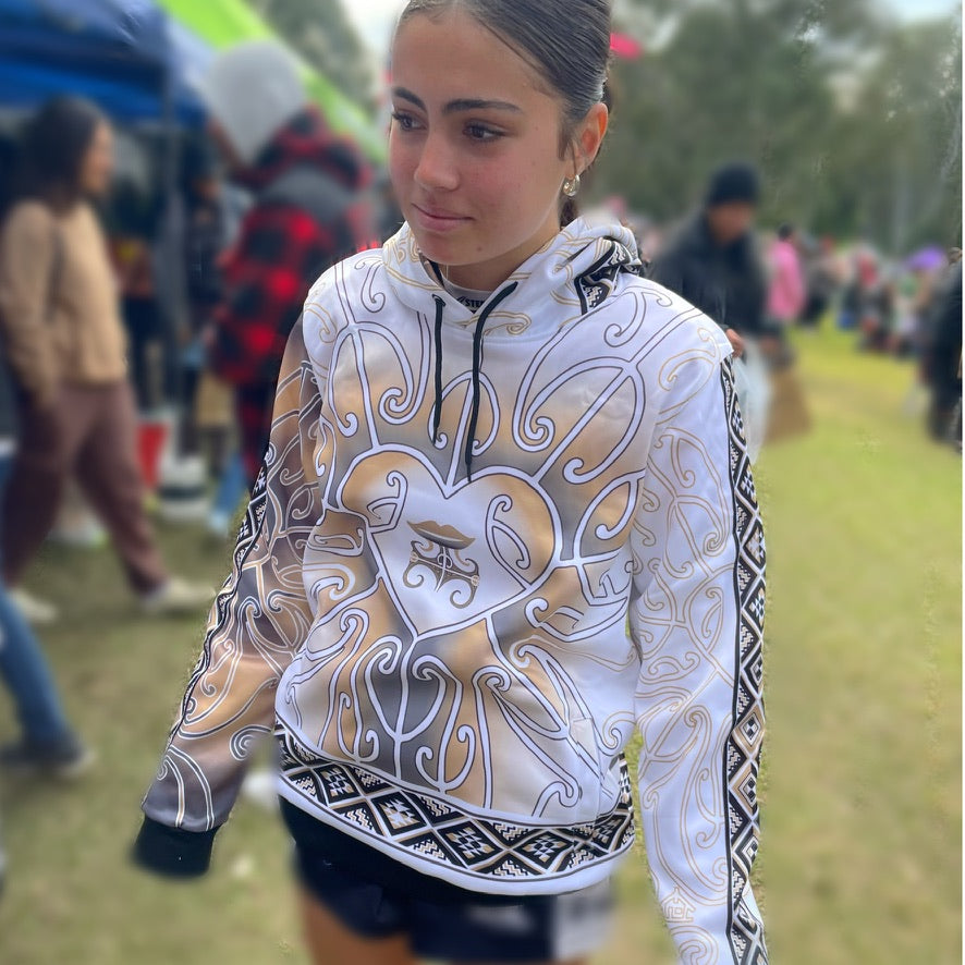 • Māori hoodie Aroha nui brown