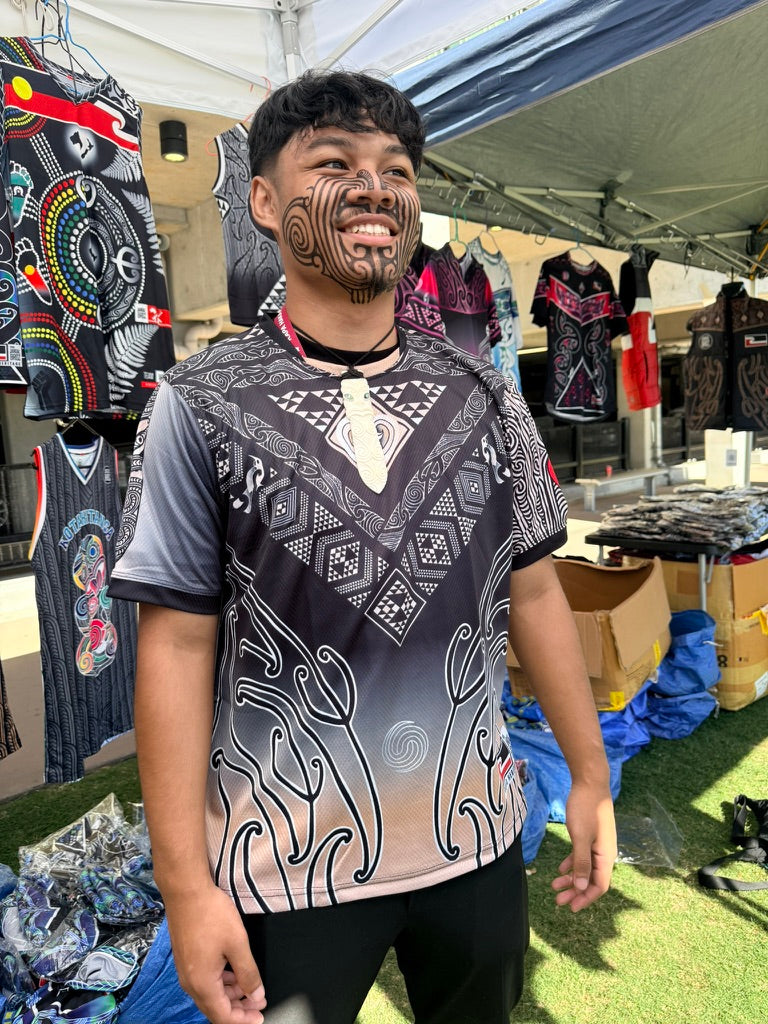 Aotearoa Tāniko shirt Brown
