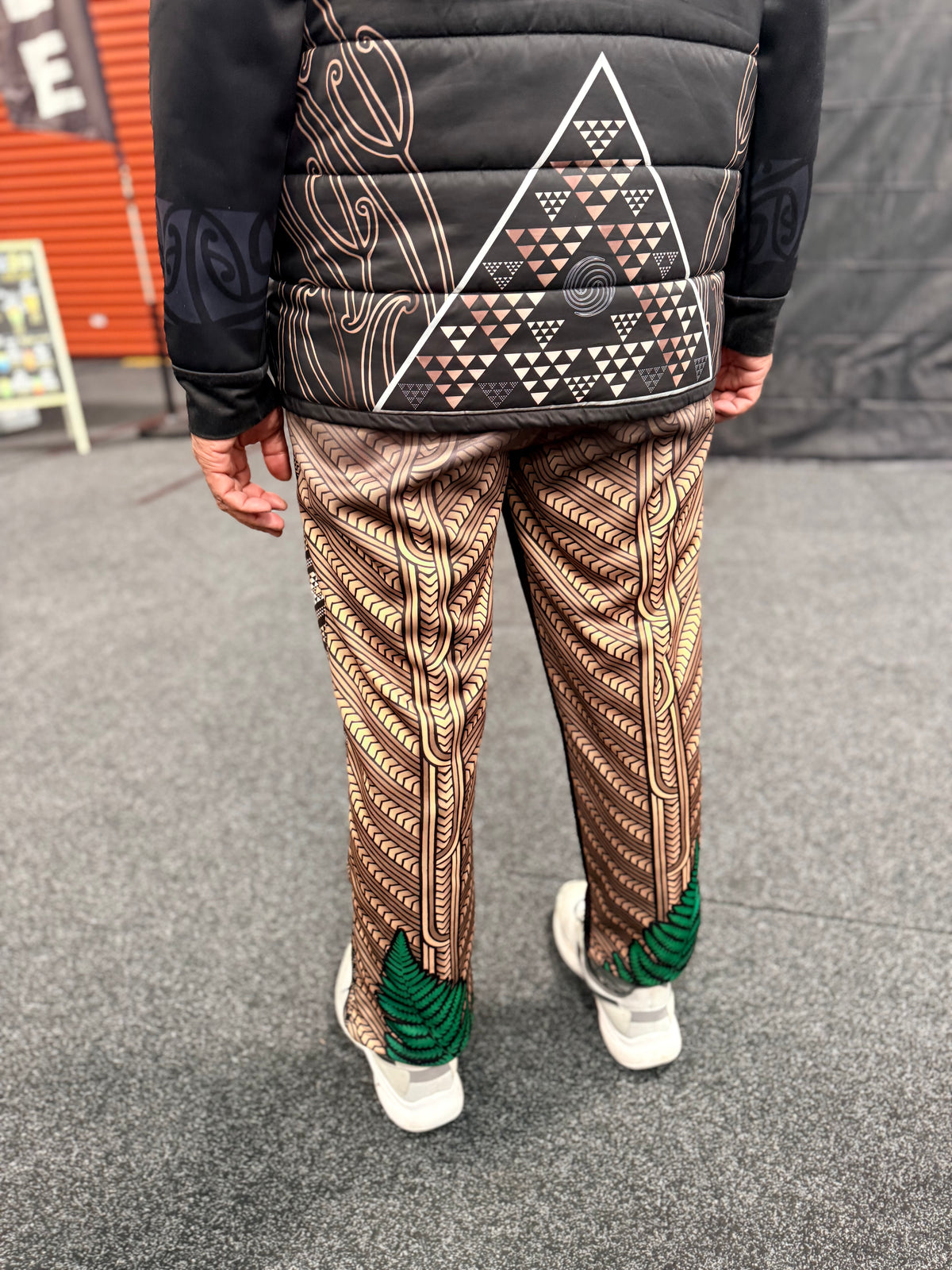 • Māori pants gold and fern by Jandal broz