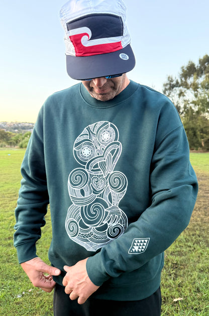 • Māori Hei Tiki  crew neck Pounamu Tane