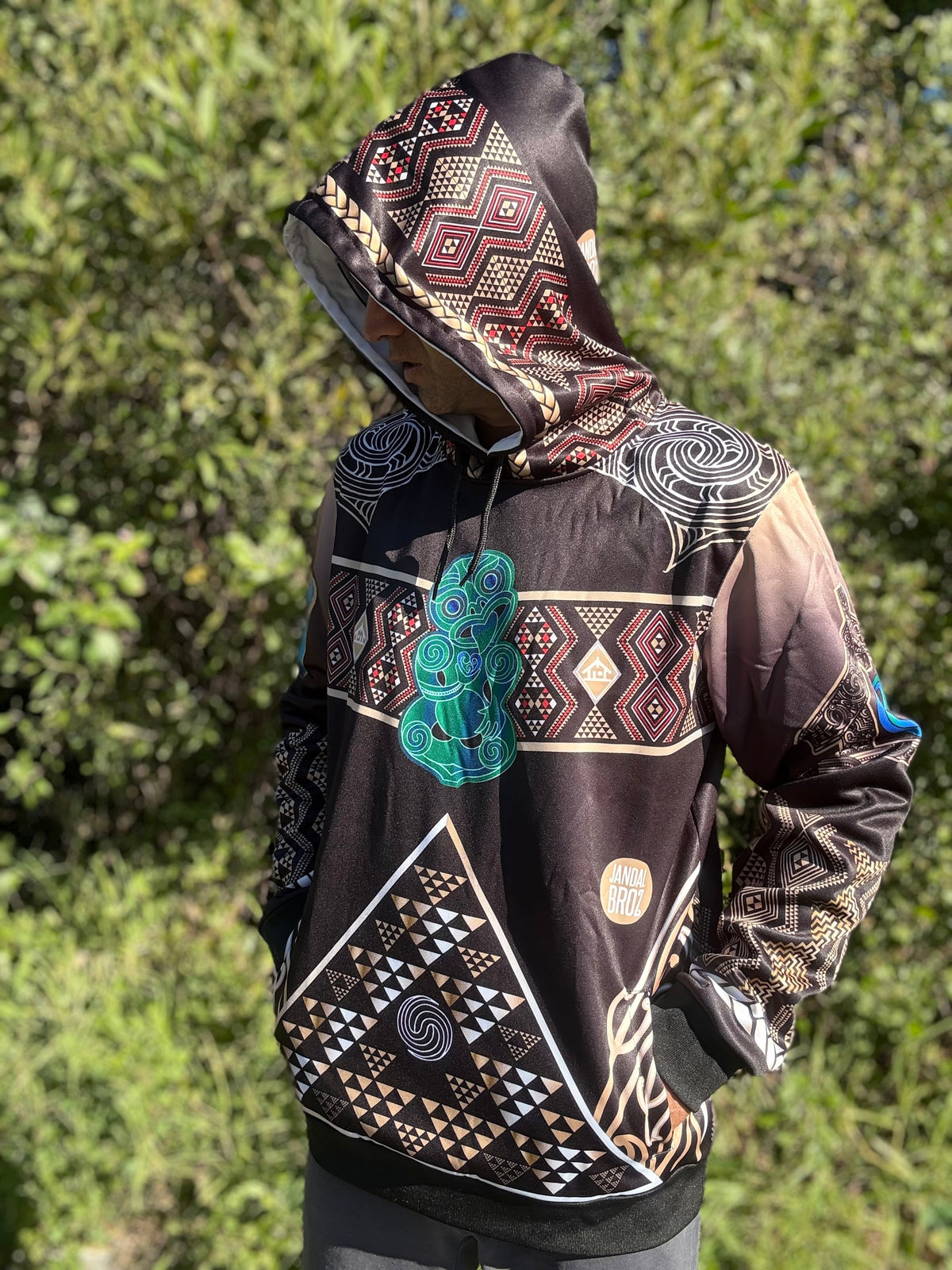 Māori hoodie Tāniko Hei tiki Brown