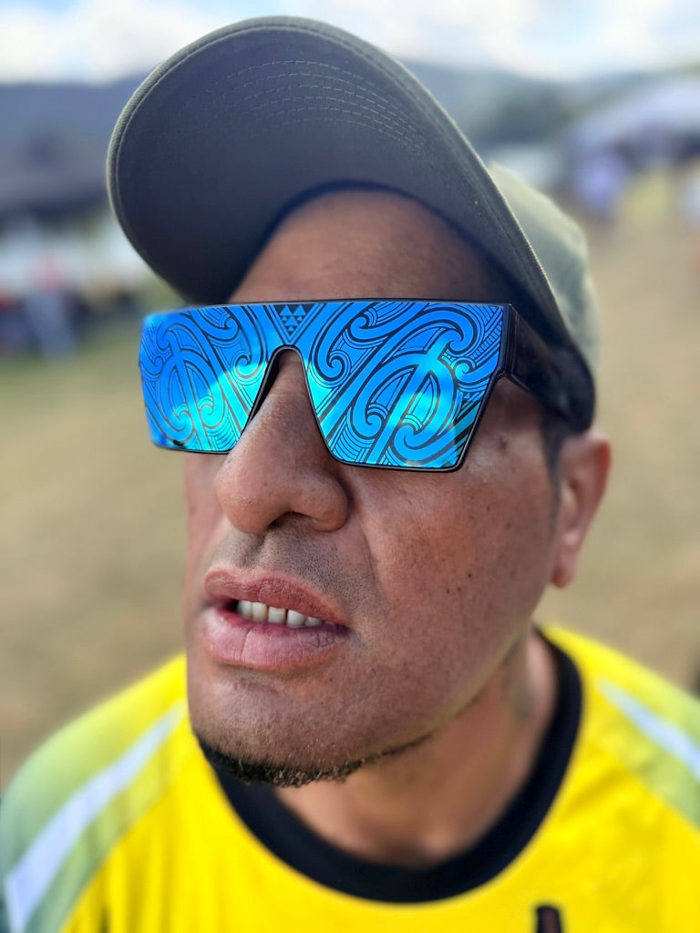 Sunglasses Māramatanga Pango