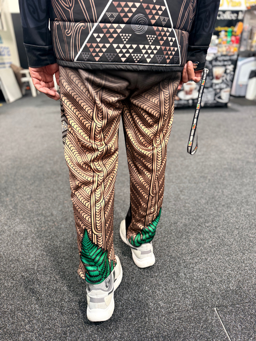 • Māori pants gold and fern by Jandal broz
