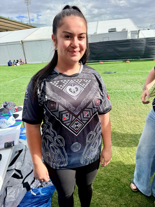 Aotearoa Tāniko shirt Grey