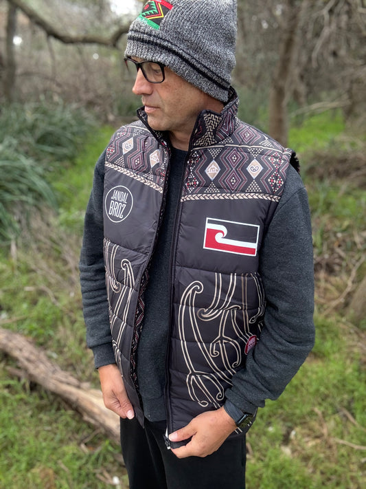 Puff vest Māori hoodie Puhoro