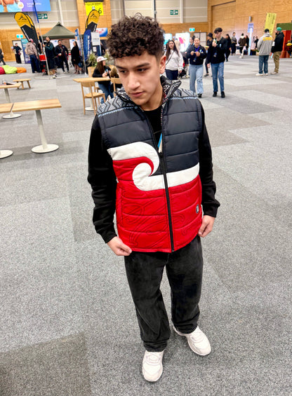 Puff vest Māori hoodie Puff vest Māori hoodie Tino Rangatiratanga