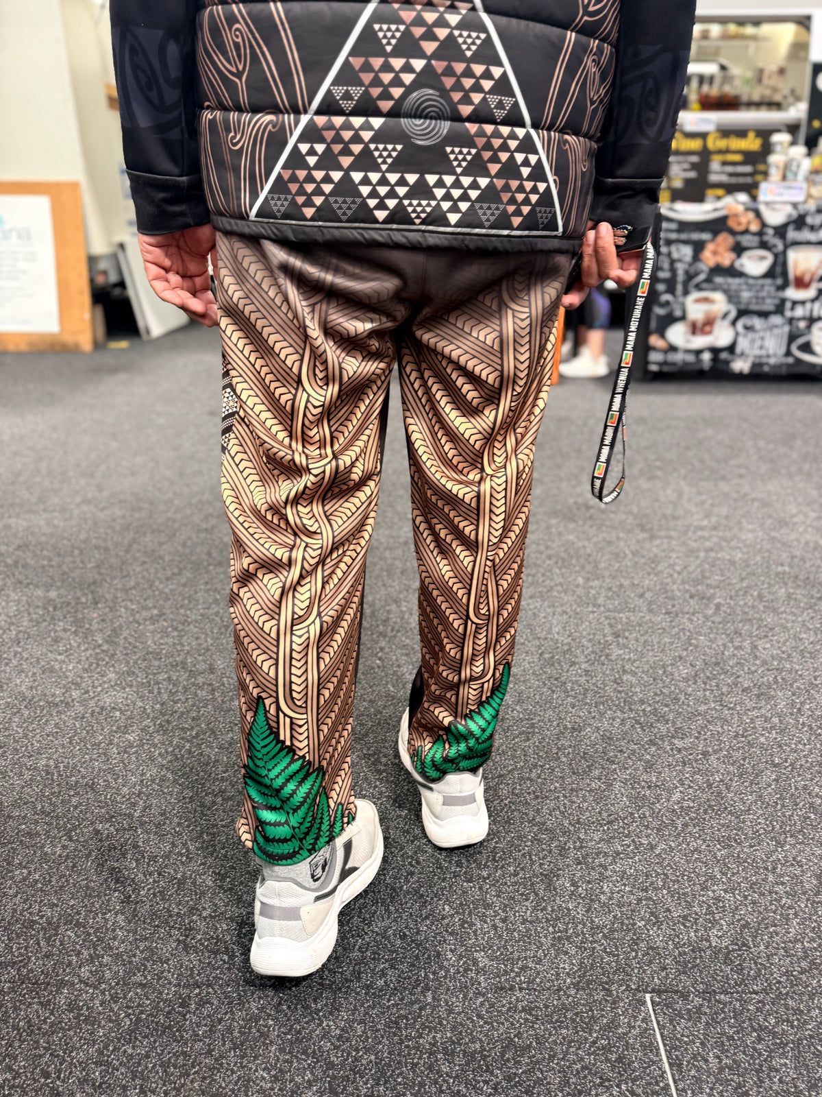 • Māori pants gold and fern by Jandal broz