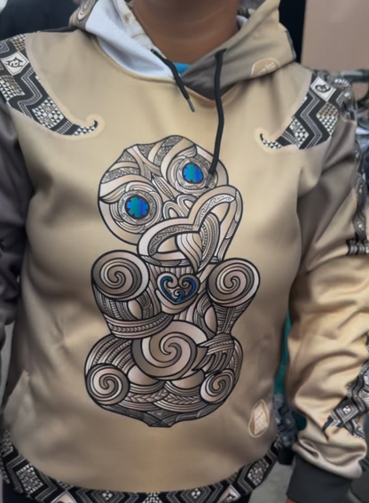 • Māori hoodie GOLD Hei Tiki