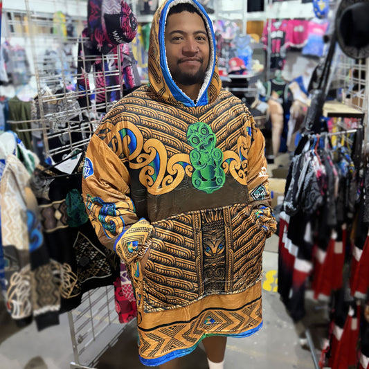 • Mahana Blanket Hoodie - Whaikairo Marae