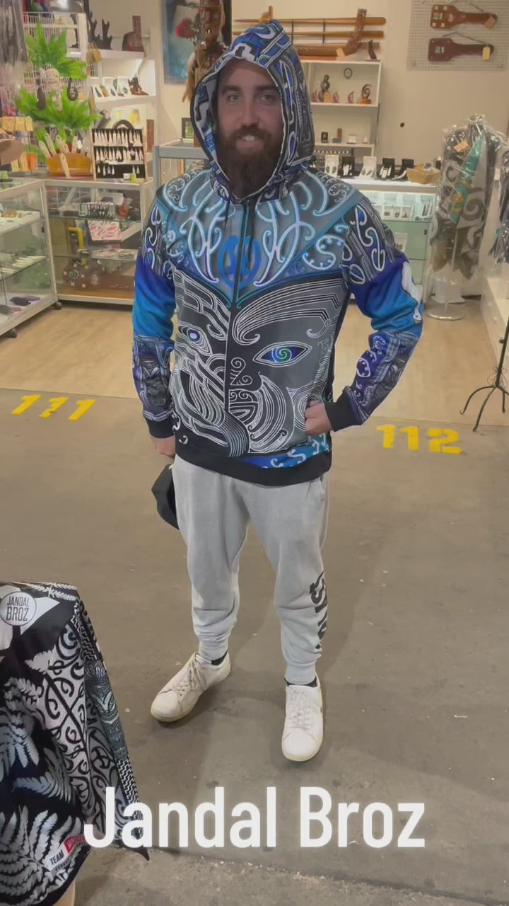 • Māori hoodie Tangaroa whakarongo