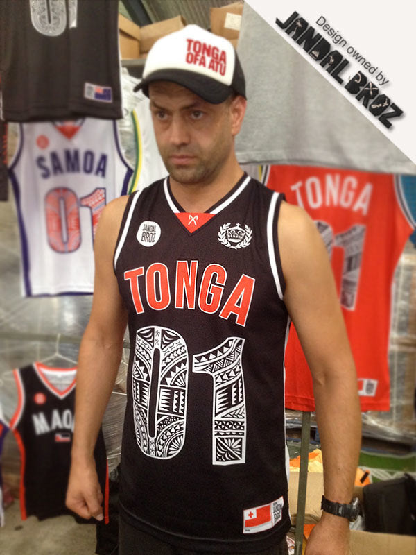 Size Adults small model is 6foot - only 83kg