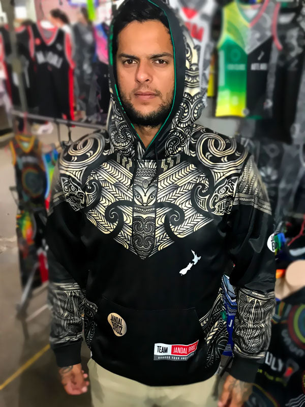 • Taiaha Whakairo Māori Hoodie